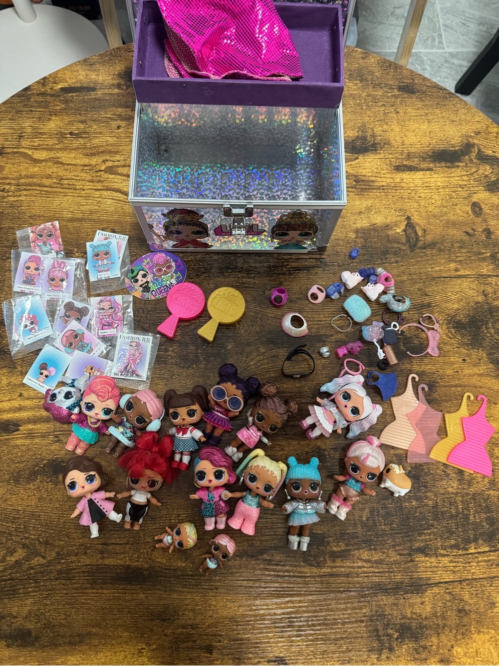 L.O.L. Surprise! Holographic Purple Storage Box with Pink Interior